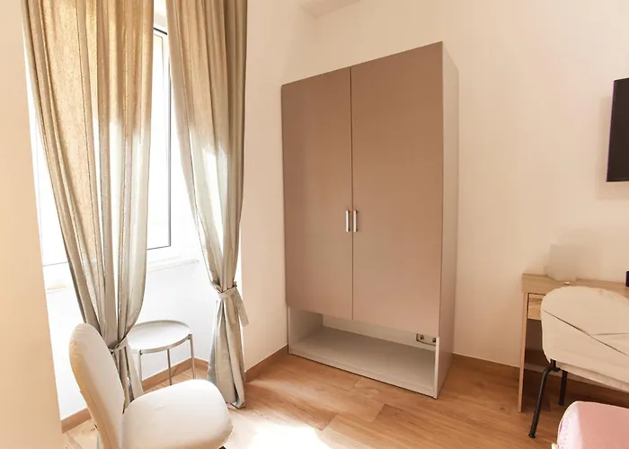 Napodano - Affittacamere Roma